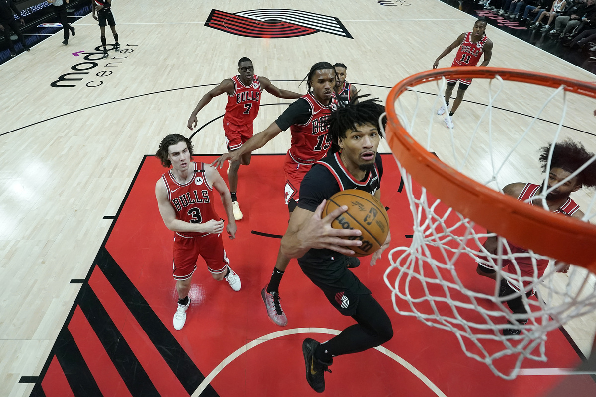 开云体育官网-清晨费城76人备战欧篮联，手感冰凉细节曝光，球迷炸锅，医务组通报恢复的简单介绍