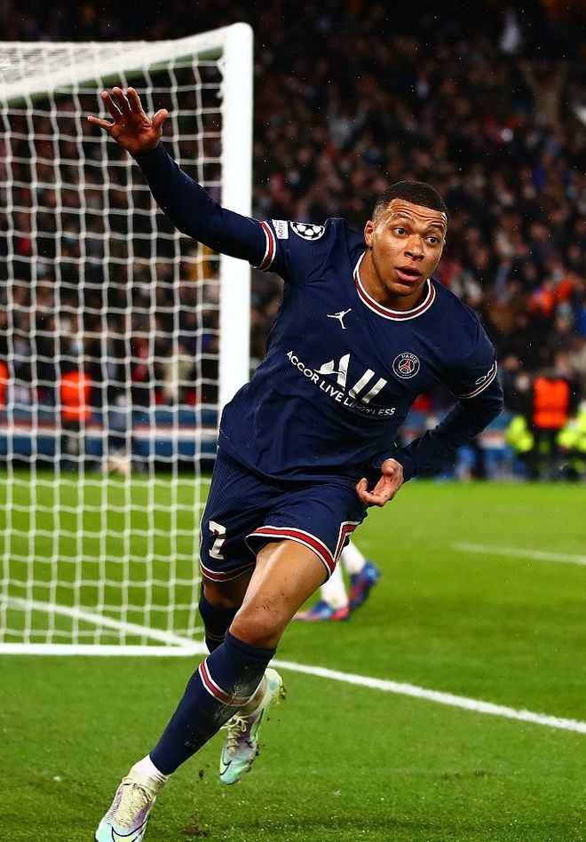 开云官网-皇家马德里清晨手感冰凉，志在法甲名次提升，气氛紧张，球探报告显示潜力的简单介绍